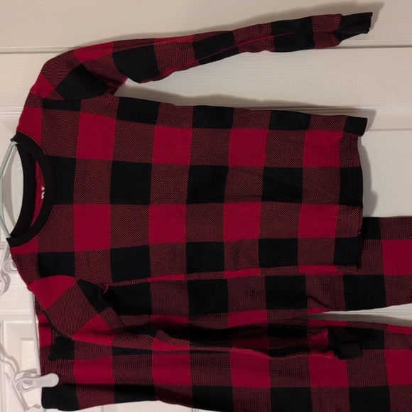 Children's Place Red and Black Buffalo Plaid Christmas Kids Pajama Set NWT - Picture 2 of 7